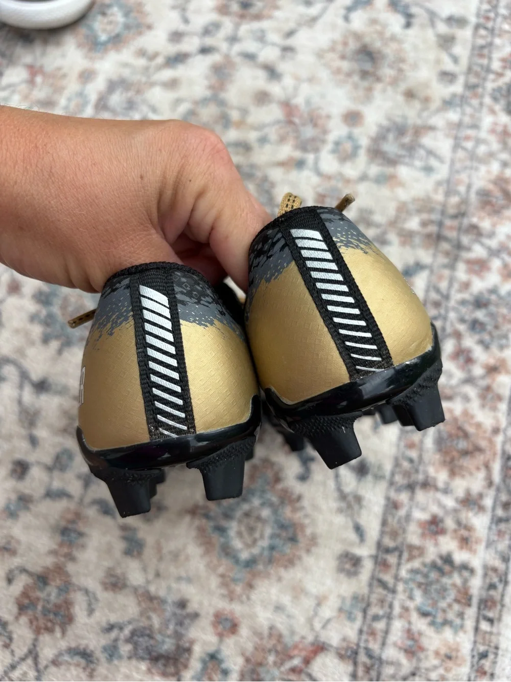 DSG Kids Speed Viper Soccer Cleats in Black and Gold size 8K Toddler